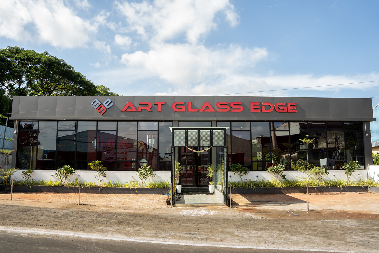 Discover the Artglass & Mirror Experience